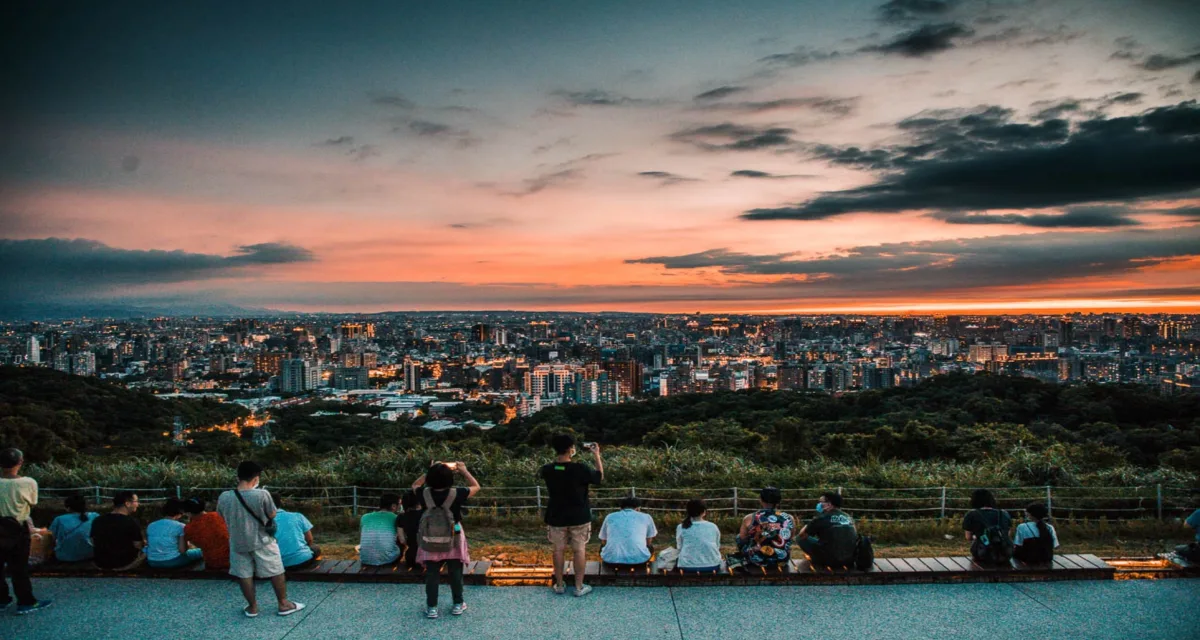 虎頭山環保公園｜中秋賞月夜景勝地！居高臨下的270度夜景盡收眼底