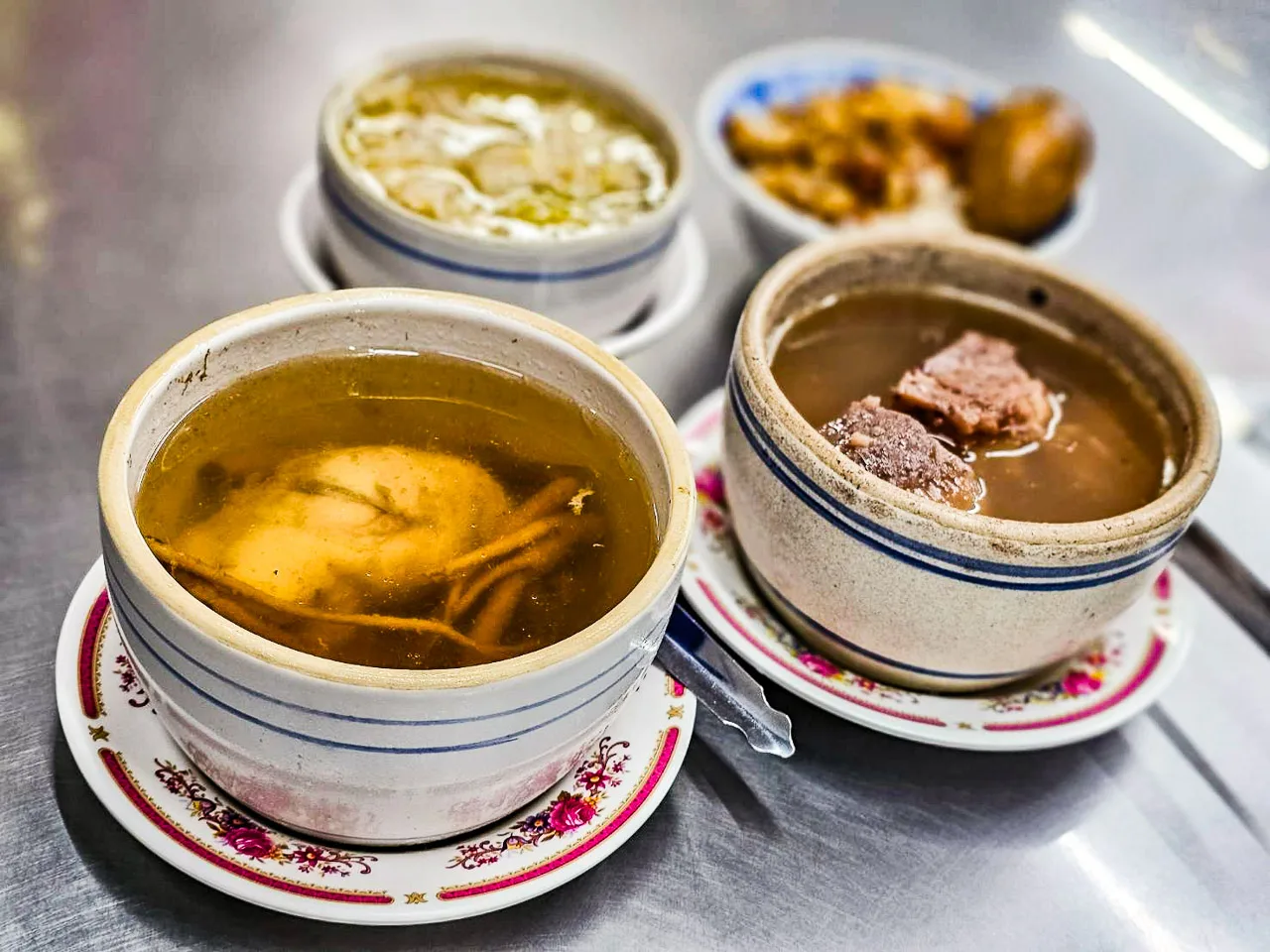 網站近期文章：源味燉品屋｜百元就可以喝到濃郁原盅燉湯！24小時營業的燉品老店