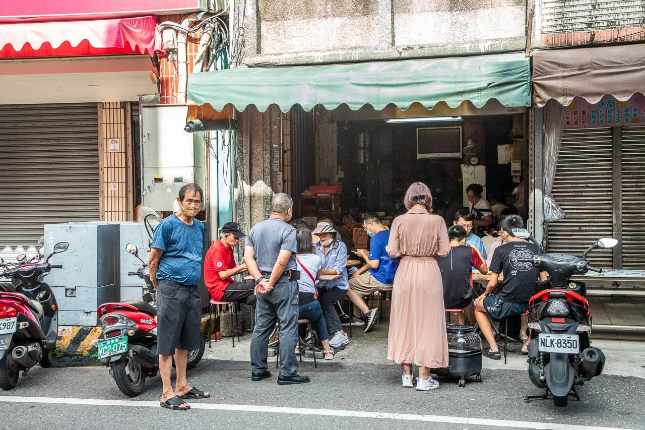 宜蘭美食,宜蘭麻醬麵,宜蘭小吃,宜蘭餛飩麵,火生餛飩麵店 @大手牽小手。玩樂趣
