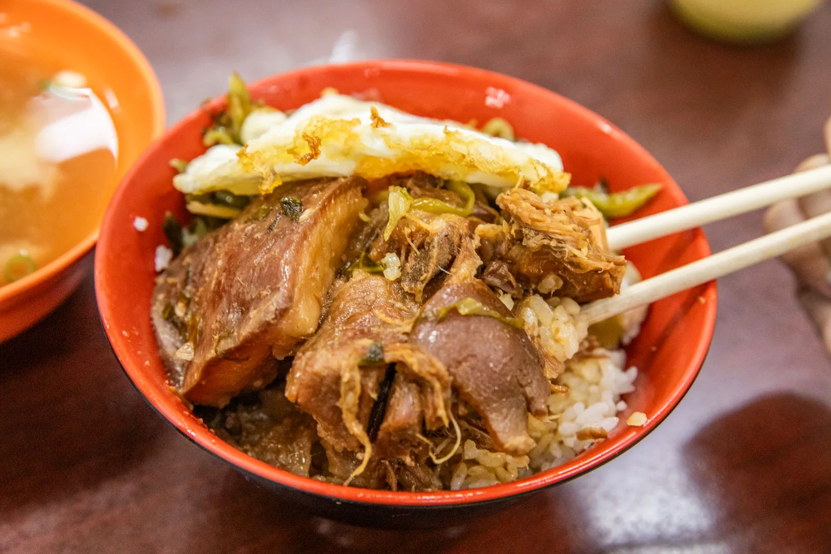 高雄美食,華喜爌肉飯
