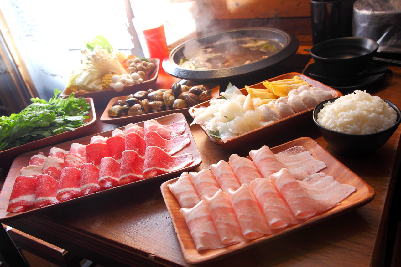 官也溫菜石頭火鍋專賣士林店,士林官也溫菜石頭火鍋專賣,台北火鍋,士林美食,台北石頭火鍋,捷運士林站美食,士林火鍋,士林石頭火鍋,官也溫菜石頭火鍋專賣