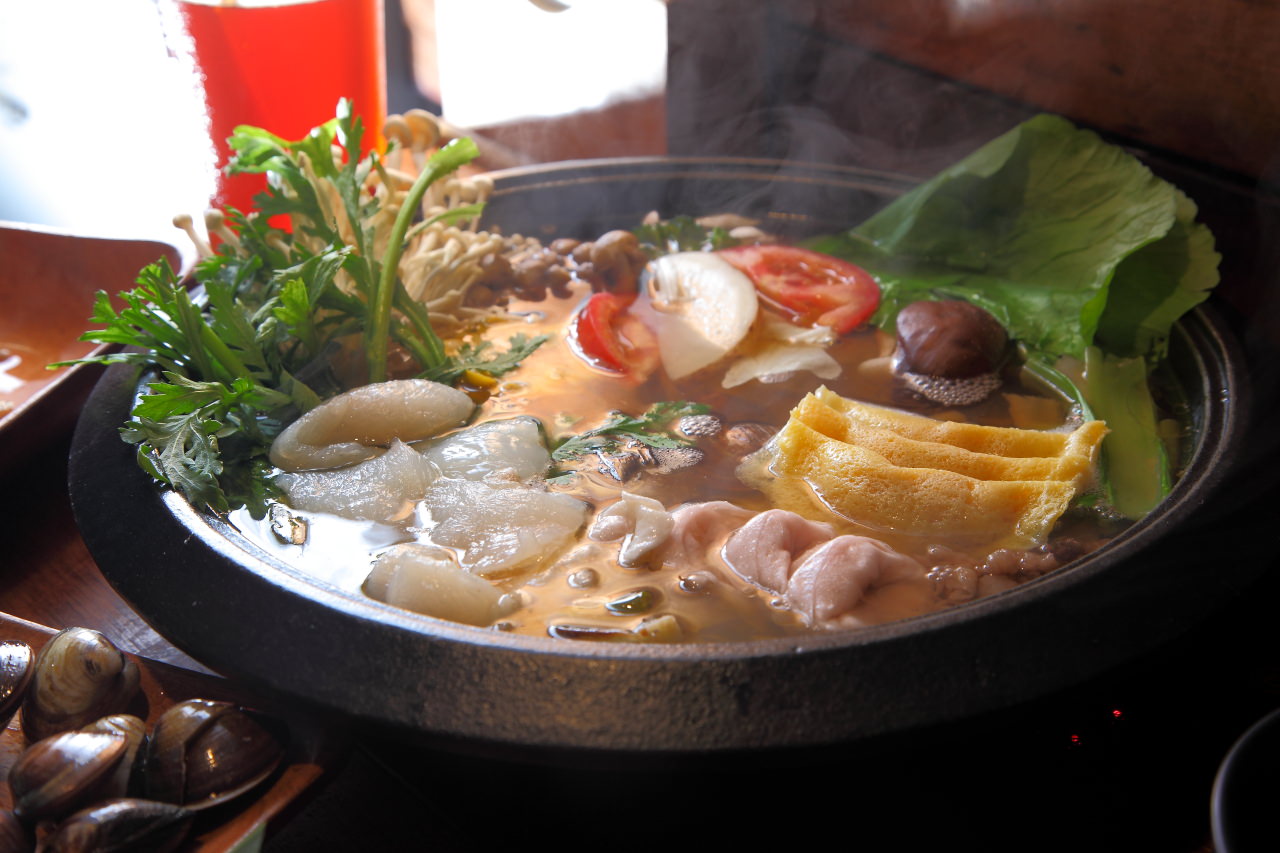 官也溫菜石頭火鍋專賣士林店,士林官也溫菜石頭火鍋專賣,台北火鍋,士林美食,台北石頭火鍋,捷運士林站美食,士林火鍋,士林石頭火鍋,官也溫菜石頭火鍋專賣