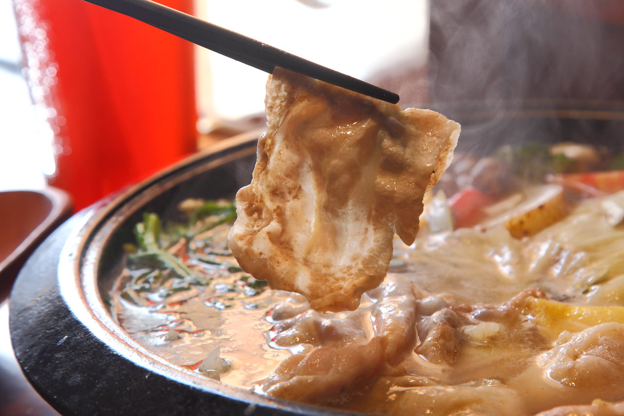 官也溫菜石頭火鍋專賣士林店,士林官也溫菜石頭火鍋專賣,台北火鍋,士林美食,台北石頭火鍋,捷運士林站美食,士林火鍋,士林石頭火鍋,官也溫菜石頭火鍋專賣