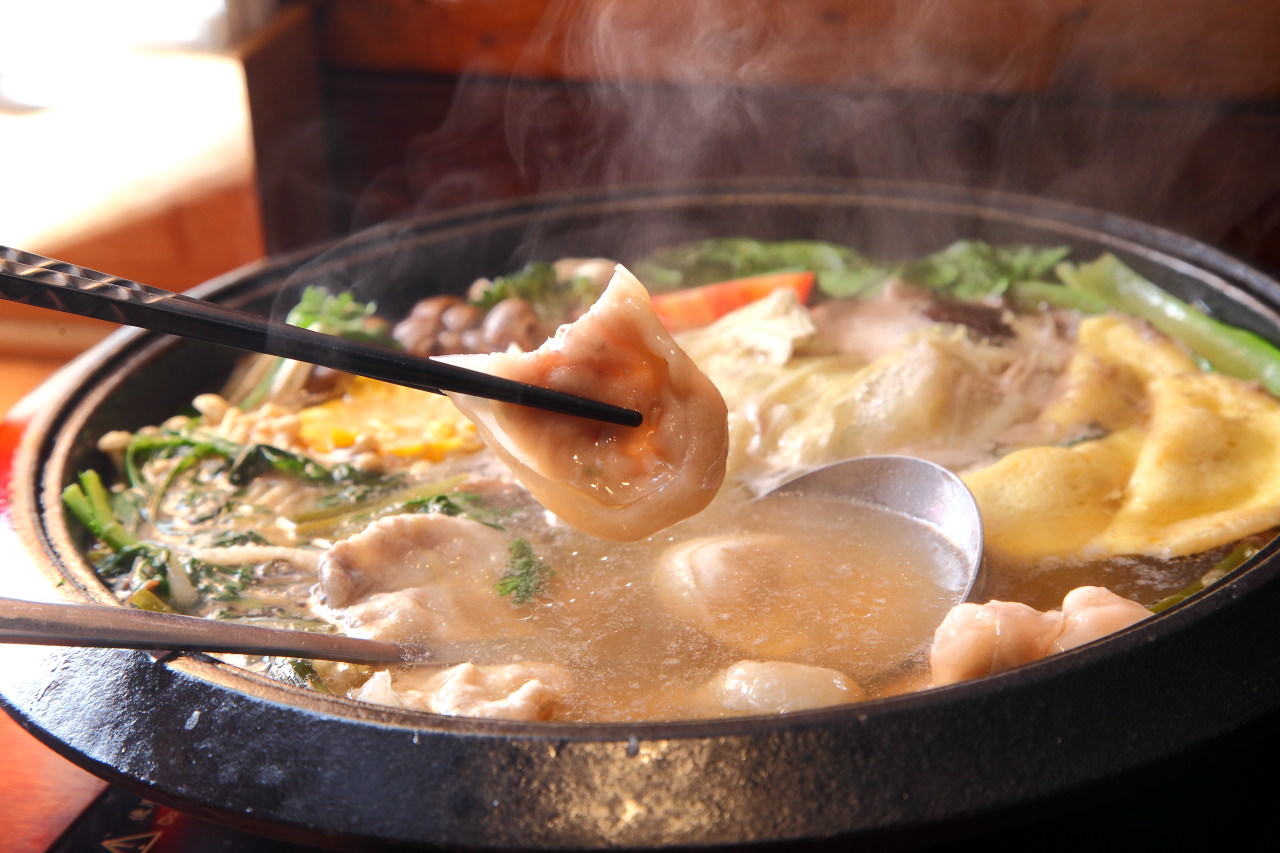 官也溫菜石頭火鍋專賣士林店,士林官也溫菜石頭火鍋專賣,台北火鍋,士林美食,台北石頭火鍋,捷運士林站美食,士林火鍋,士林石頭火鍋,官也溫菜石頭火鍋專賣