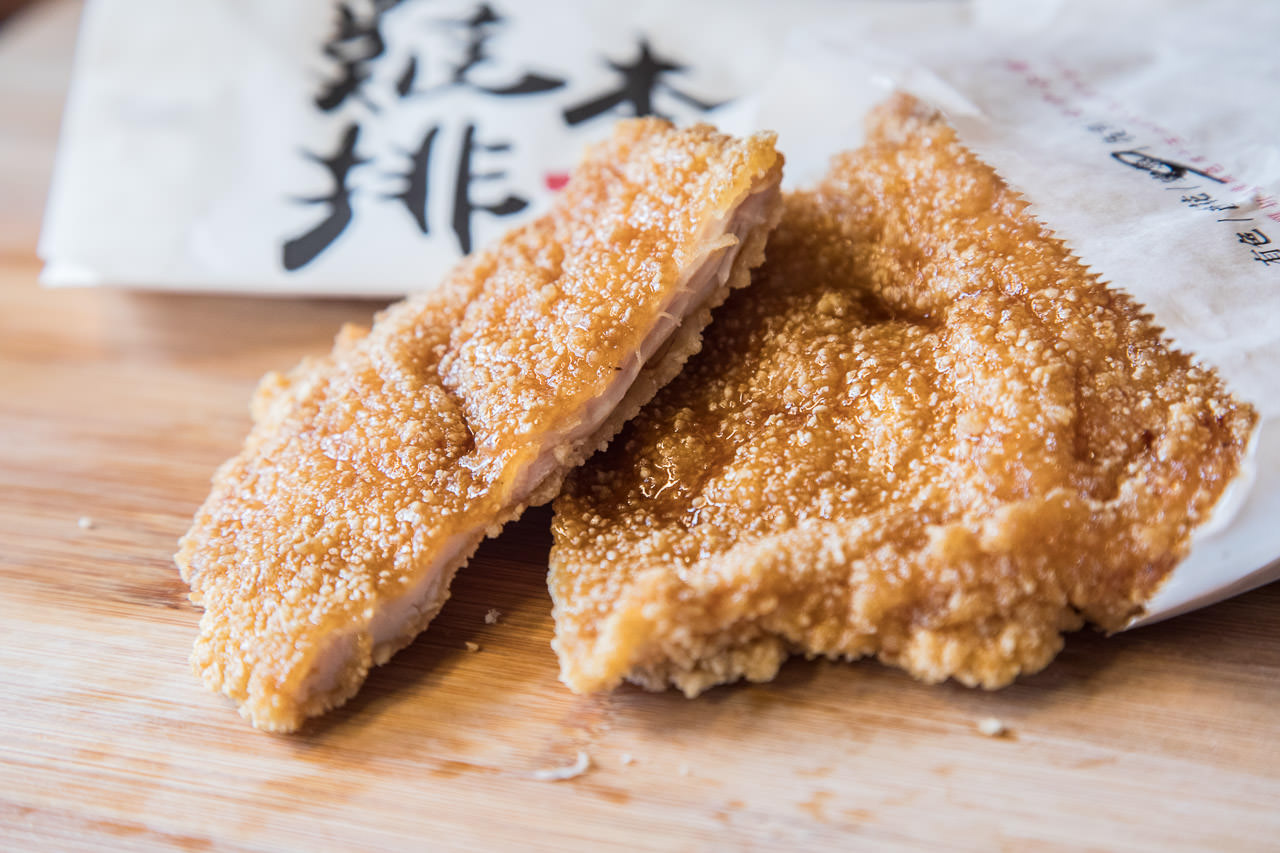 雞排本色,新竹美食,新竹小吃,新竹雞排推薦,新竹小吃推薦,馬卡龍雞排,新竹好吃雞排,雞排本色-新竹中正店