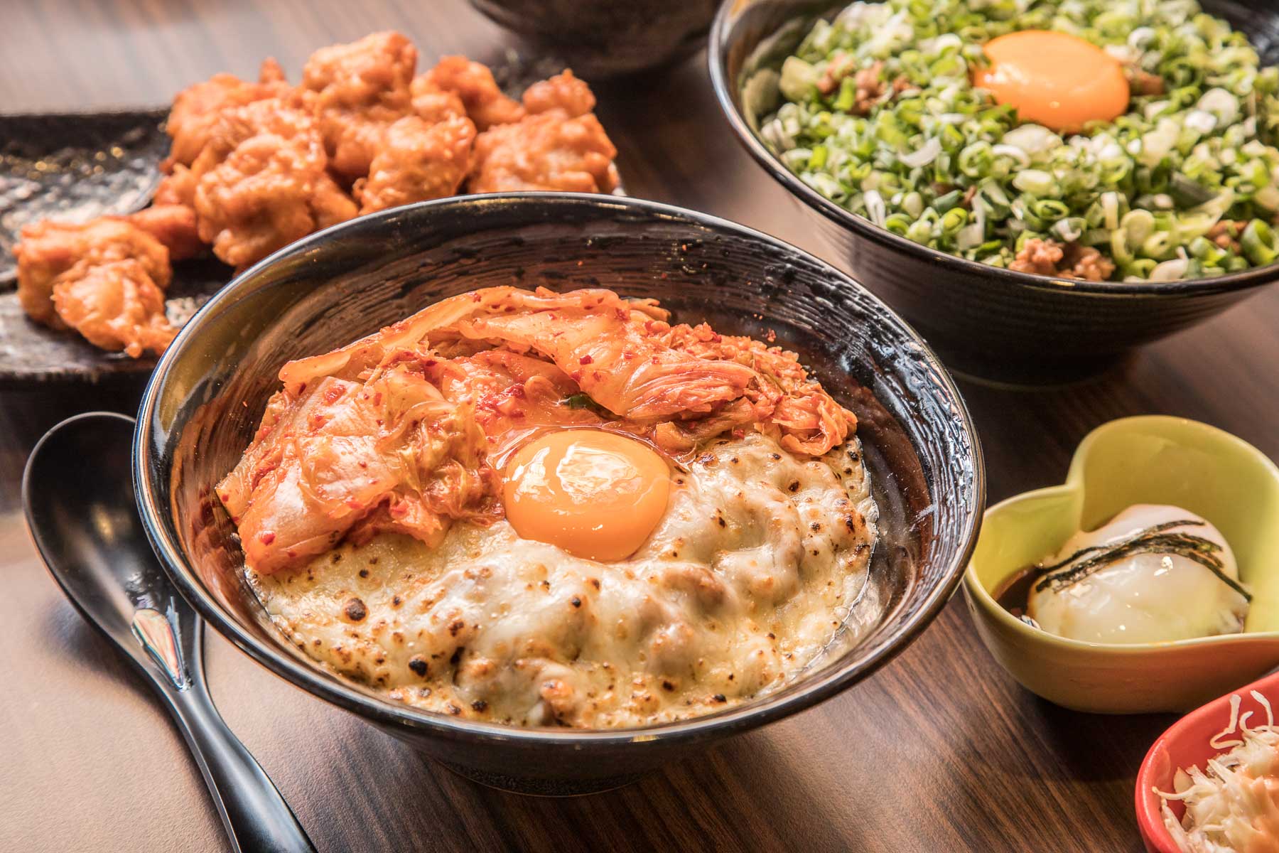 中山丼飯,新光三越南西美食,新光三越周邊美食,中山區小吃,中山區必吃,新丼,韓美新丼,中山美食,中山區美食,台北丼飯