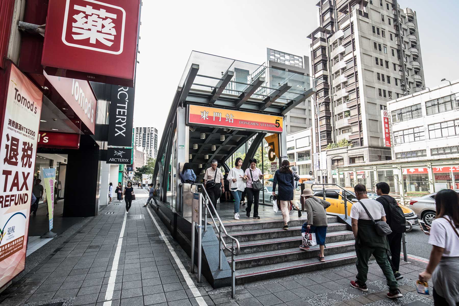 永康商圈美食,永康商圈必吃,聖瑪莉麵包,聖瑪莉-東門店,聖瑪莉東門店,鳳梨酥推薦,台北伴手禮,台北鳳梨酥,台北鳳梨酥推薦,永康商圈伴手禮