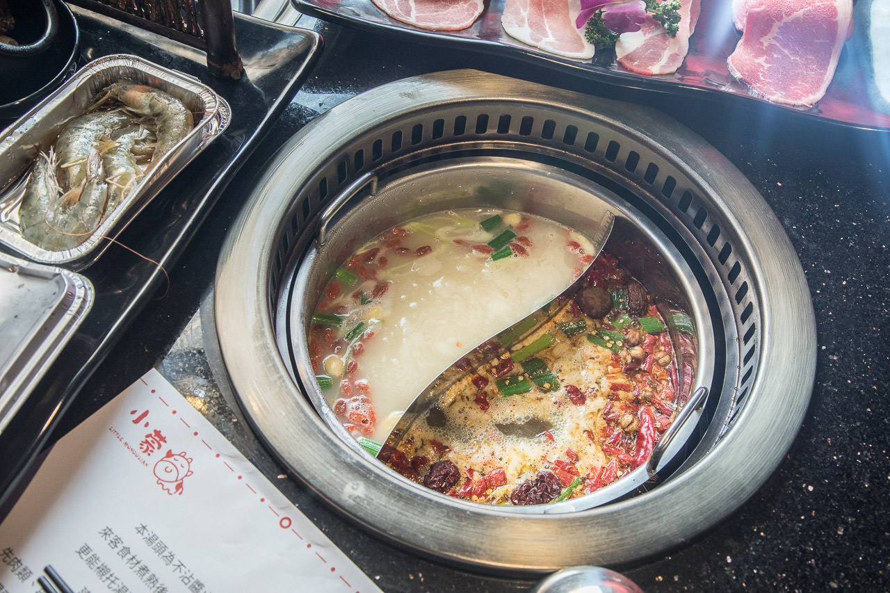 小蒙牛西門店,台北美食,西門町吃到飽,西門町美食,西門町火鍋,西門町燒肉,西門町麻辣火鍋,小蒙牛頂級麻辣養生鍋（烤）西門店,小蒙牛頂級麻辣養生鍋,小蒙牛