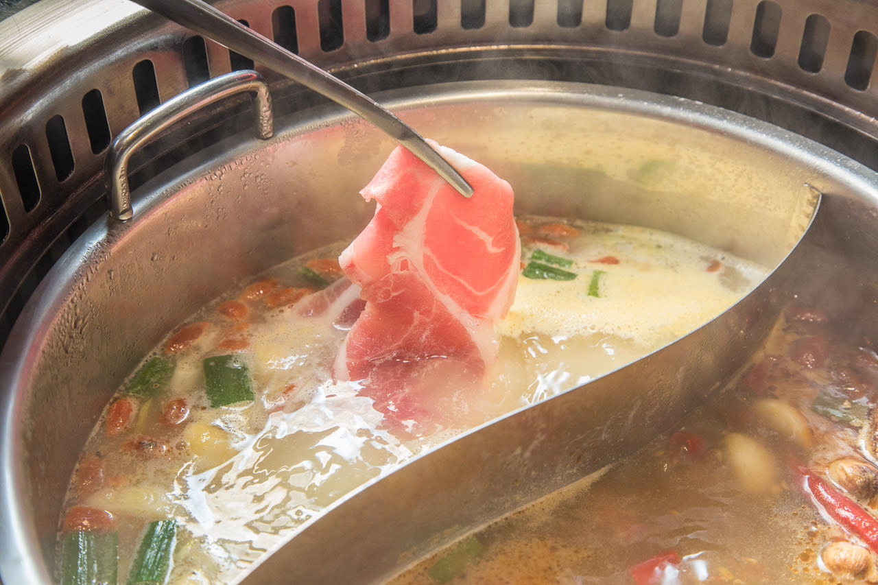 小蒙牛西門店,台北美食,西門町吃到飽,西門町美食,西門町火鍋,西門町燒肉,西門町麻辣火鍋,小蒙牛頂級麻辣養生鍋（烤）西門店,小蒙牛頂級麻辣養生鍋,小蒙牛