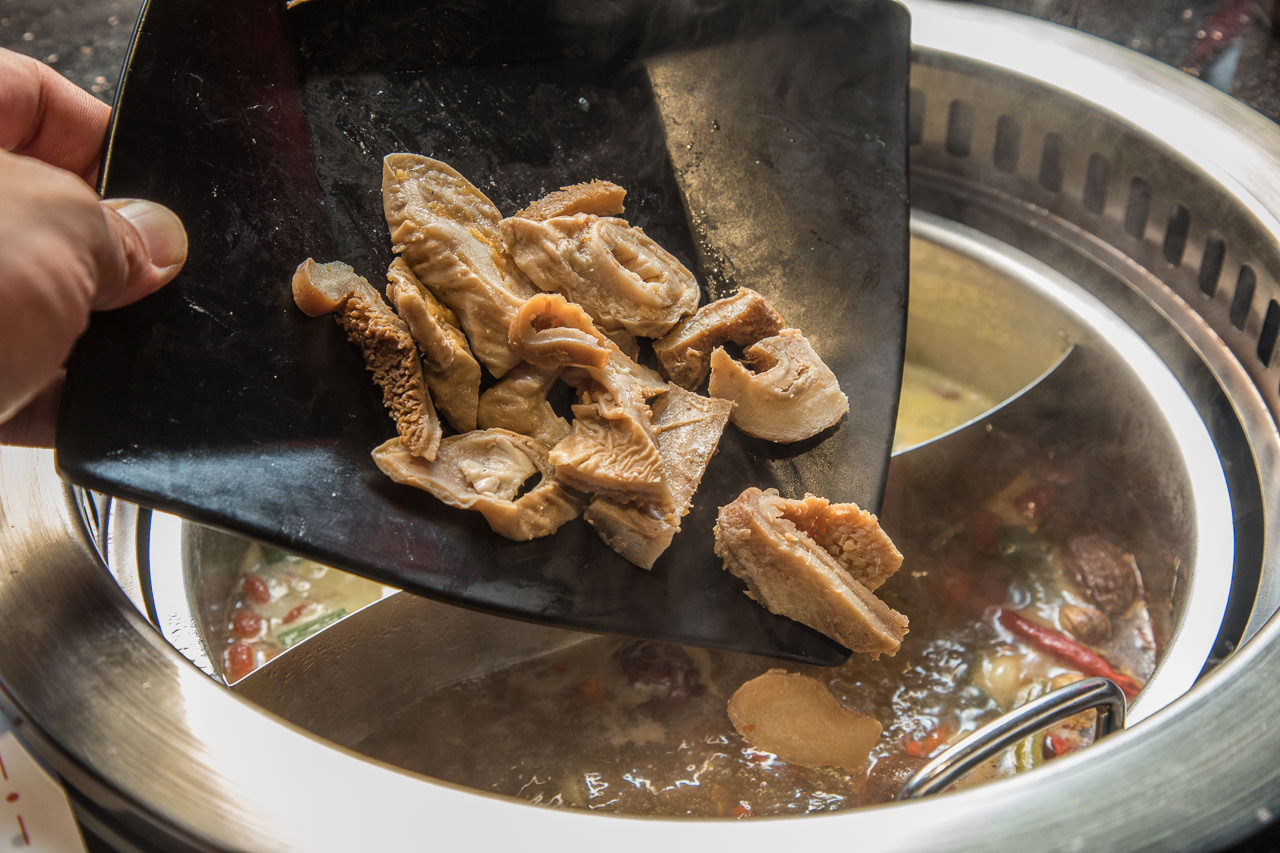 小蒙牛西門店,台北美食,西門町吃到飽,西門町美食,西門町火鍋,西門町燒肉,西門町麻辣火鍋,小蒙牛頂級麻辣養生鍋（烤）西門店,小蒙牛頂級麻辣養生鍋,小蒙牛