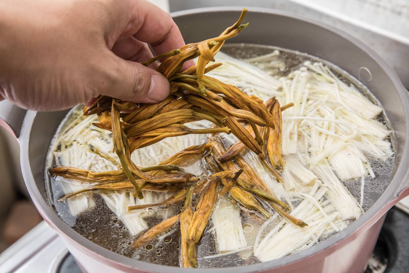花蓮特產,花蓮金針花,六十石山金針花季,花蓮必吃,花東宏宣六十石山戀戀金針禮盒,天賜糧源,花蓮伴手禮,花蓮必買