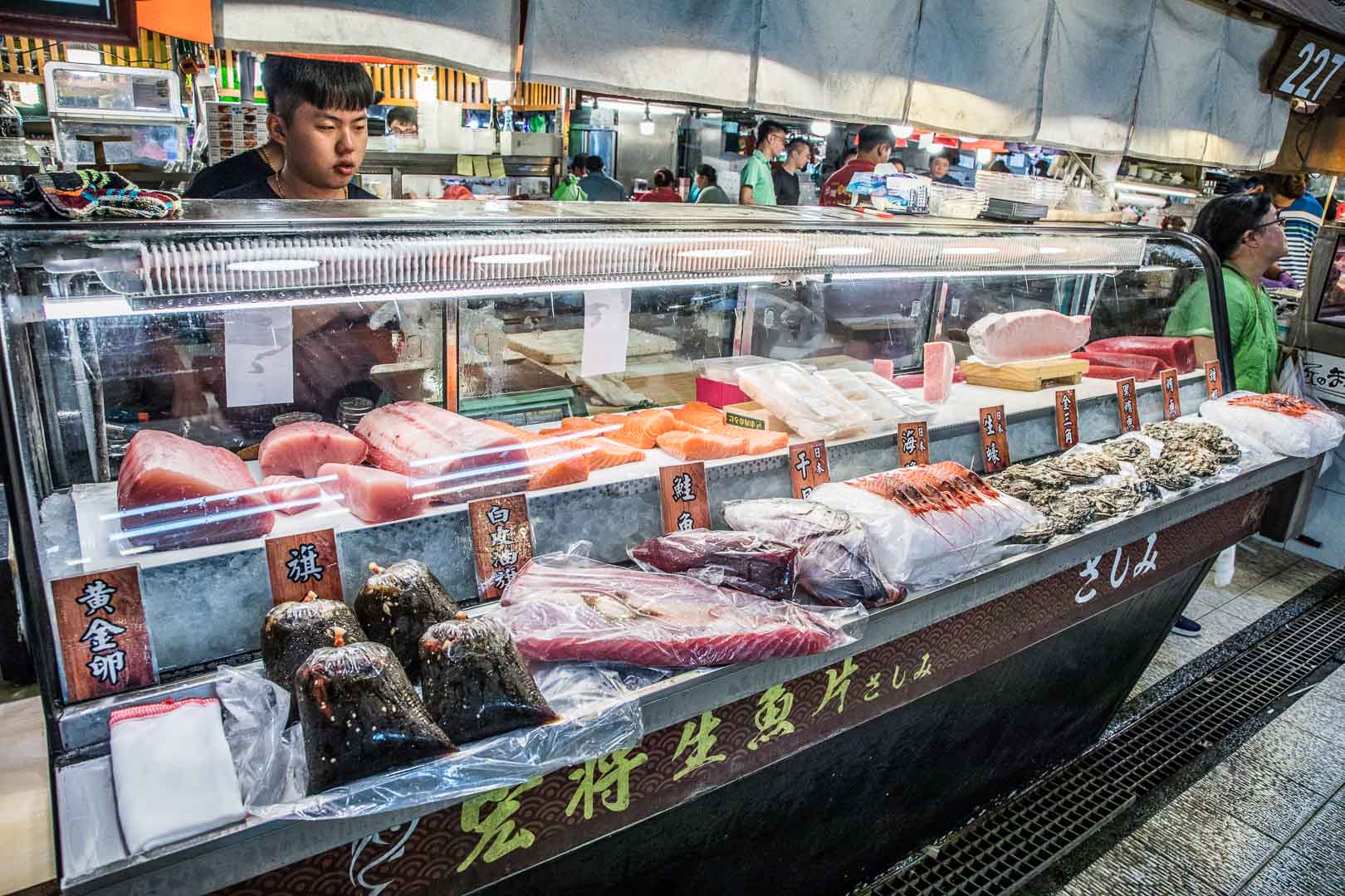 華僑市場宏將生魚片專賣,東港美食,東港黑鮪魚,屏東美食,屏東黑鮪魚,屏東生魚片,屏東華僑市場,屏東必吃,華僑市場生魚片,華僑市場美食