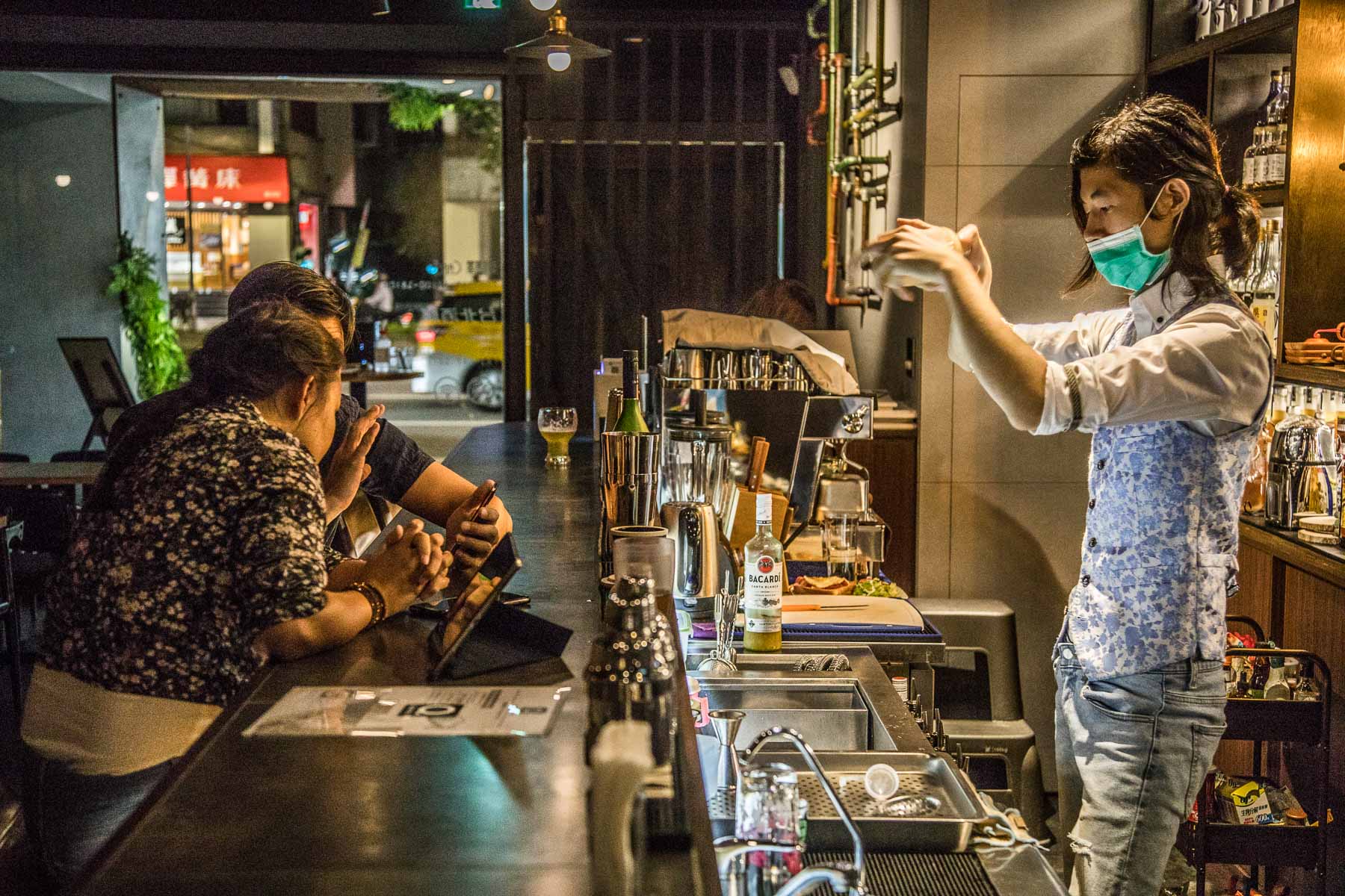 台北酒吧,台北小酌,台北喝酒,台北酒驛Turnout Taipei,台北酒驛,台北居酒屋,台北捷運美食,台北調酒,台北酒吧推薦