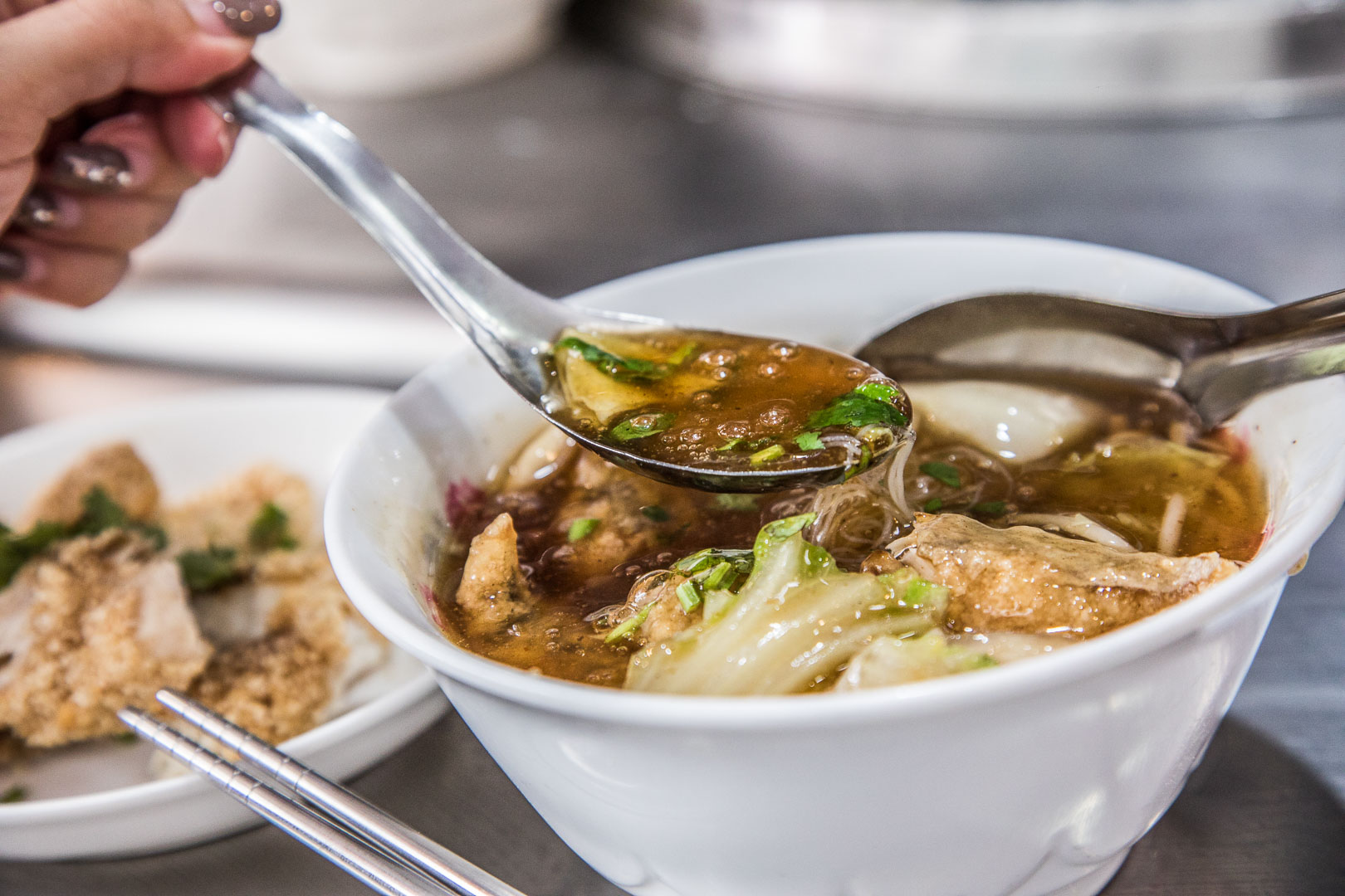 台南美食,台南小吃,台南必吃,台南國華街美食,台南老店,好味紅燒土魠魚羮,台南好味紅燒土魠魚羮
