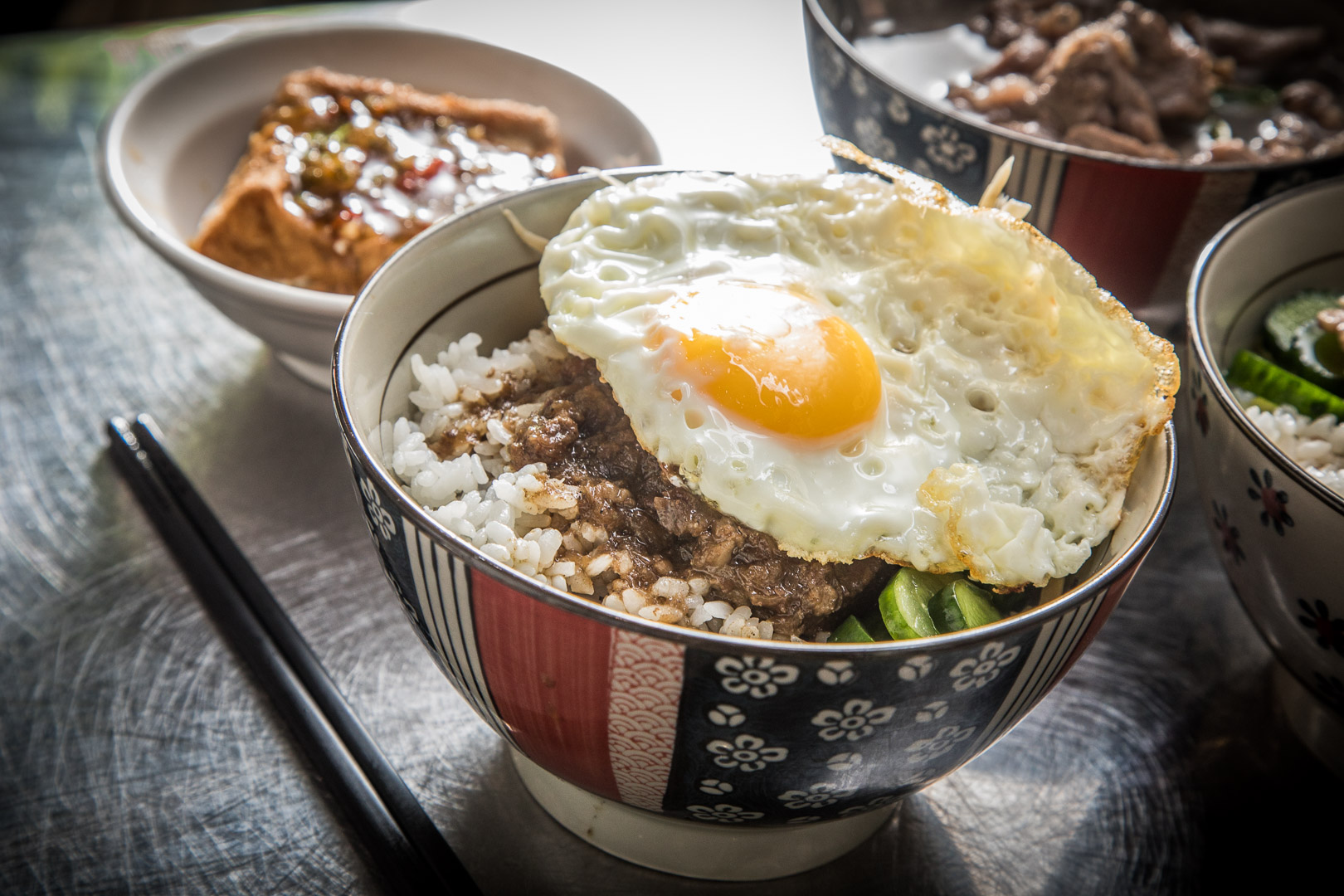 台北牛肉湯,遼寧夜市美食,遼寧夜市牛肉湯,台北肉燥飯,台北牛肉肉燥飯,老牛牛肉肉燥飯