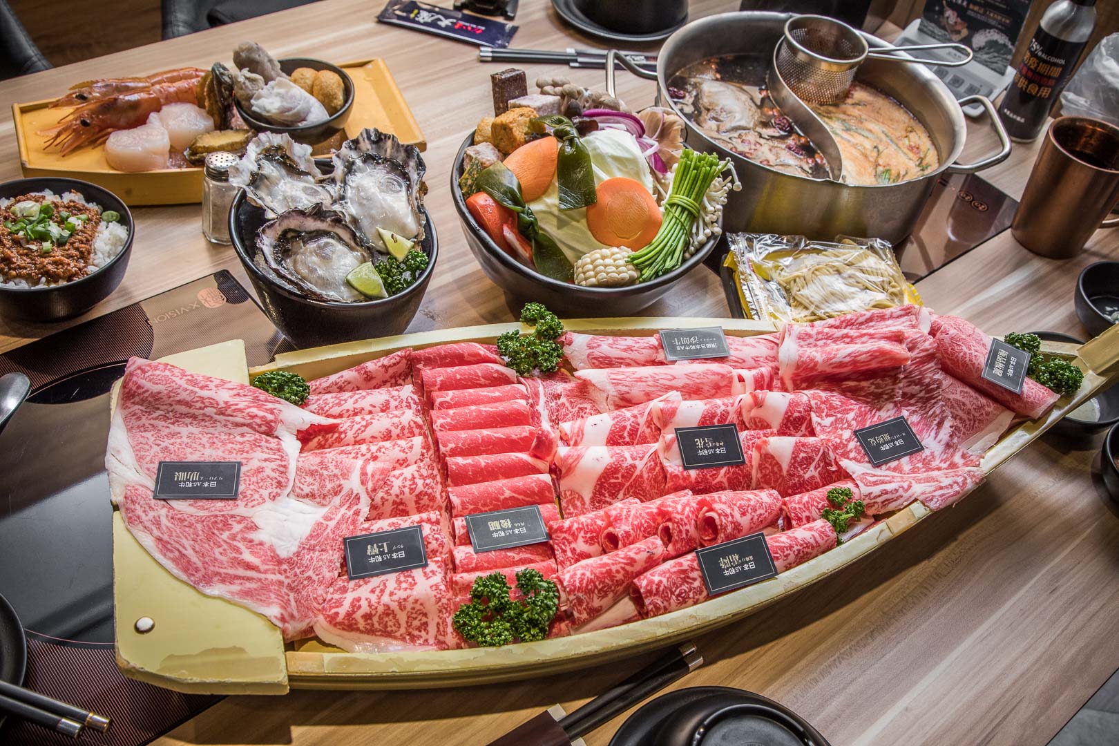 中壢海鮮火鍋,中壢美食,桃園美食,桃園火鍋,中壢火鍋,大魔大滿足鍋物-中壢環北店,中壢和牛火鍋,桃園和牛火鍋