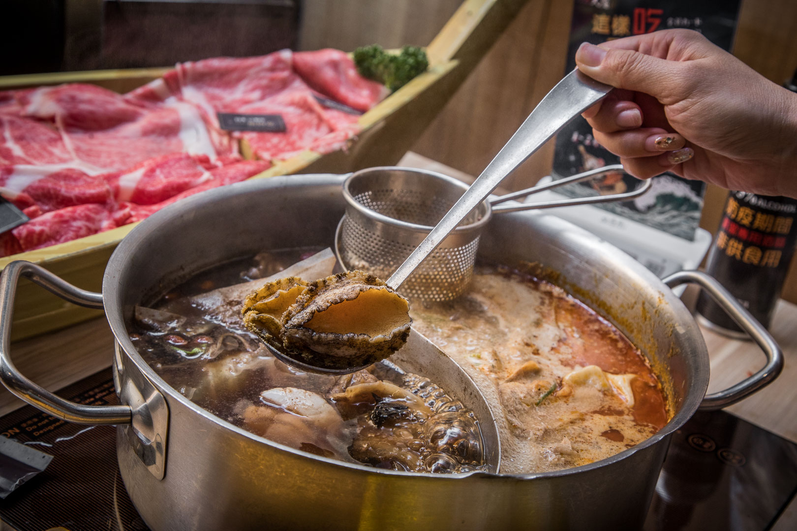 中壢海鮮火鍋,中壢美食,桃園美食,桃園火鍋,中壢火鍋,大魔大滿足鍋物-中壢環北店,中壢和牛火鍋,桃園和牛火鍋