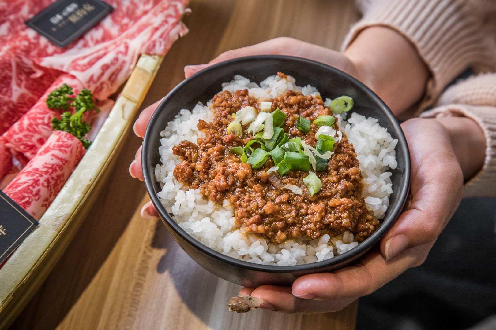 中壢海鮮火鍋,中壢美食,桃園美食,桃園火鍋,中壢火鍋,大魔大滿足鍋物-中壢環北店,中壢和牛火鍋,桃園和牛火鍋