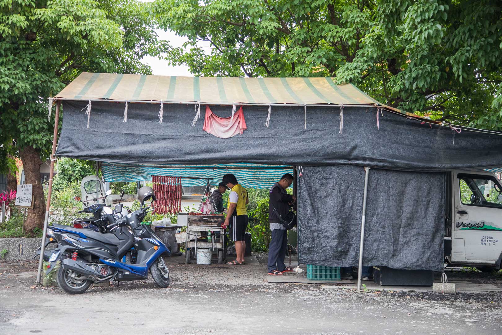 武淵美食,冬山烤香腸,武淵阿公香腸,宜蘭美食,宜蘭小吃,宜蘭必吃,冬山美食,冬山小吃,宜蘭烤香腸,宜蘭香腸