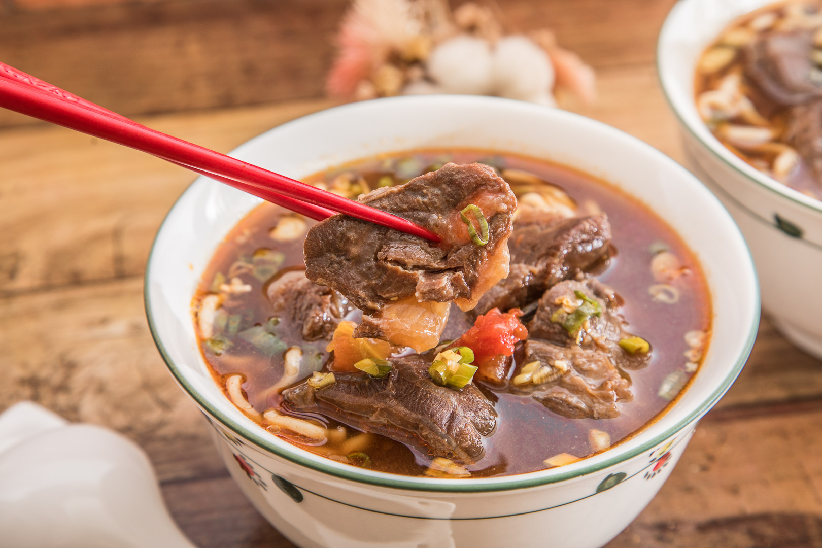 中壢外帶,中壢牛肉麵,中壢蕃茄牛肉麵,桃園牛肉麵推薦,牛肉傳奇,中壢美食,桃園美食,桃園外帶美食