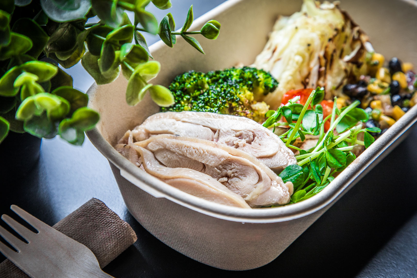 OMNIVORE雜食者,Omnivore takeout南京三民店,Omnivore takeout,台北健康餐盒,台北餐盒,民生社區餐盒,南京三民外帶外送,台北美食,台北便當,OMNIVORE雜食者 （原小初芽）