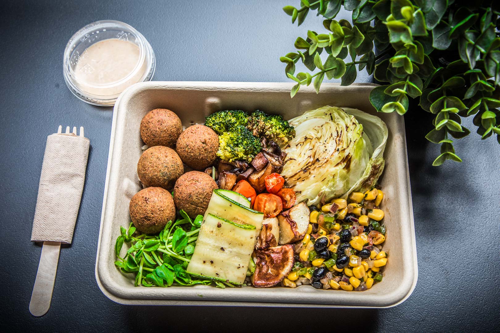 OMNIVORE雜食者,Omnivore takeout南京三民店,Omnivore takeout,台北健康餐盒,台北餐盒,民生社區餐盒,南京三民外帶外送,台北美食,台北便當,OMNIVORE雜食者 （原小初芽）