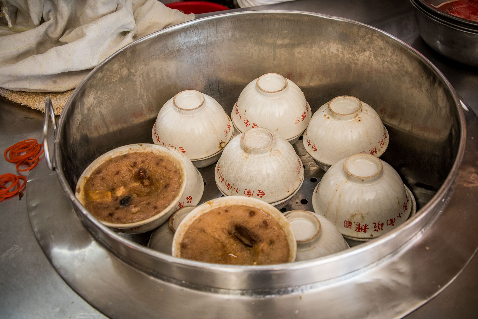 台南美食,台南小吃,台南必吃,台南碗粿,台南小南碗粿,府中路美食,台南浮水魚羹,台南魚焿
