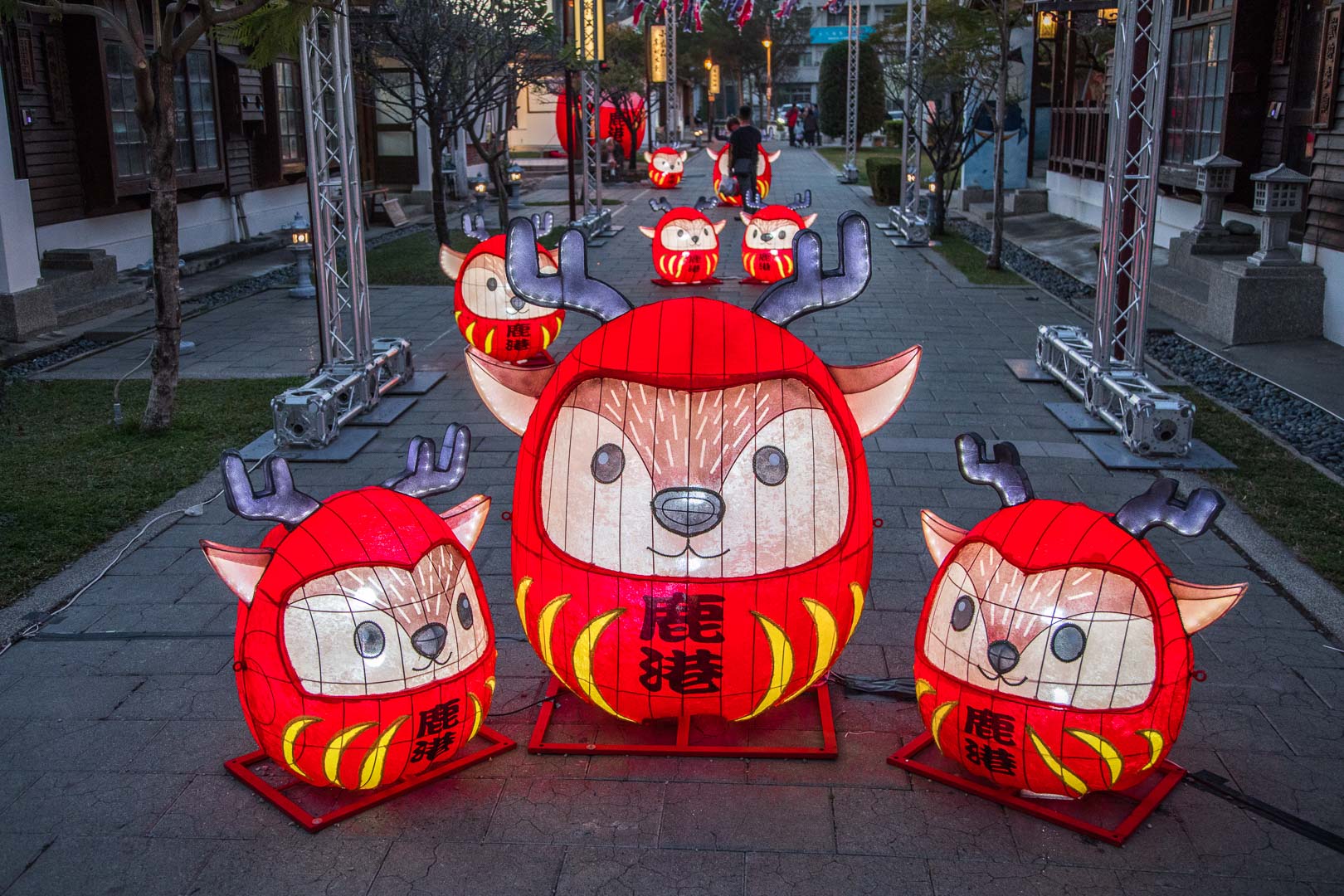彰化景點,鹿港景點,彰化IG景點,彰化小鹿不倒翁,鹿港小鹿不倒翁,鹿港藝術村小鹿不倒翁,鹿港桂花巷藝術村