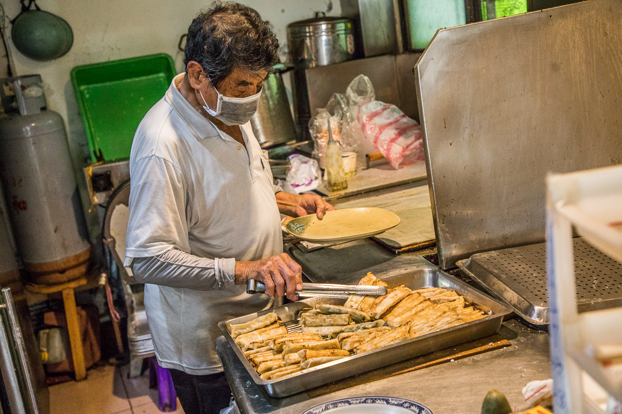 桃園煎餃,中原鍋貼,佳佳香鍋貼水餃專賣店,中壢佳佳香鍋貼水餃專賣店,中壢美食,桃園美食,中原美食,中壢煎餃,中壢鍋貼,桃園鍋貼
