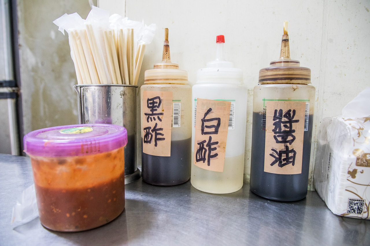 桃園牛肉麵,桃園銅板小吃,桃園八十元牛肉麵,和平牛肉麵,桃園美食,桃園小吃,桃園滷味