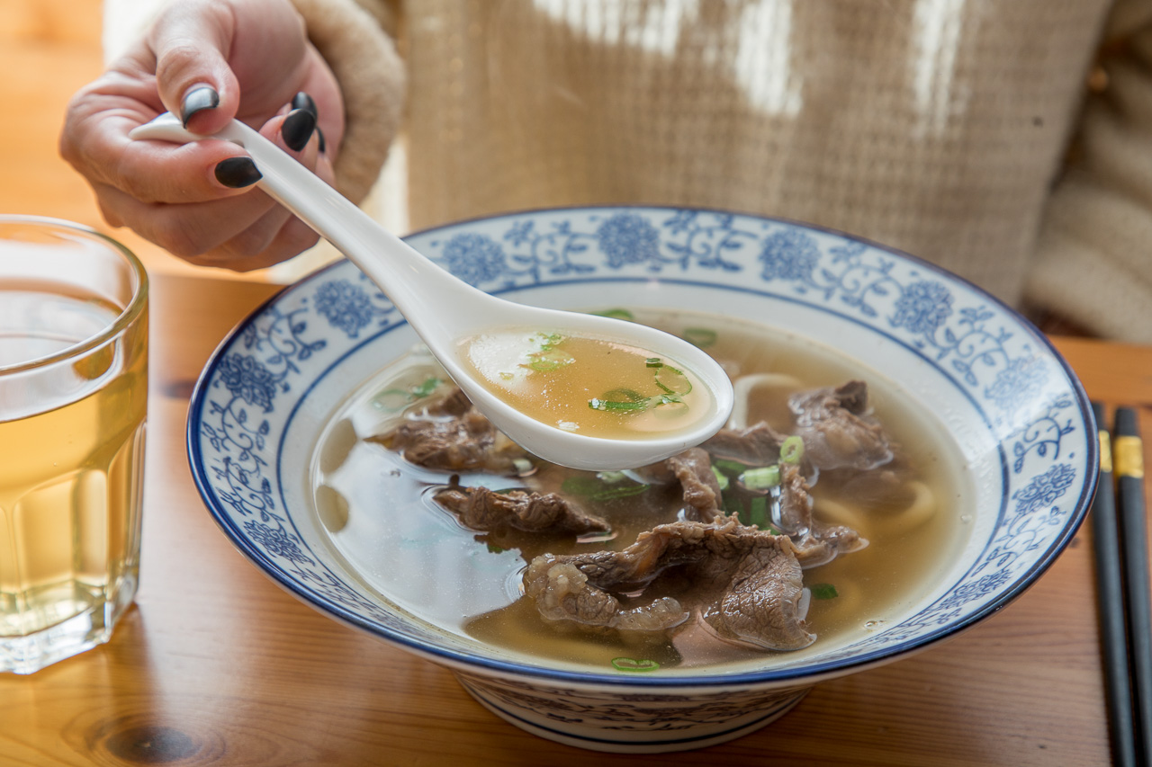 台南海鮮意麵,台南健康餐,邢爺爺料理廚房,台南美食,台南蝦仁飯,台南海鮮粥,台南牛肉麵
