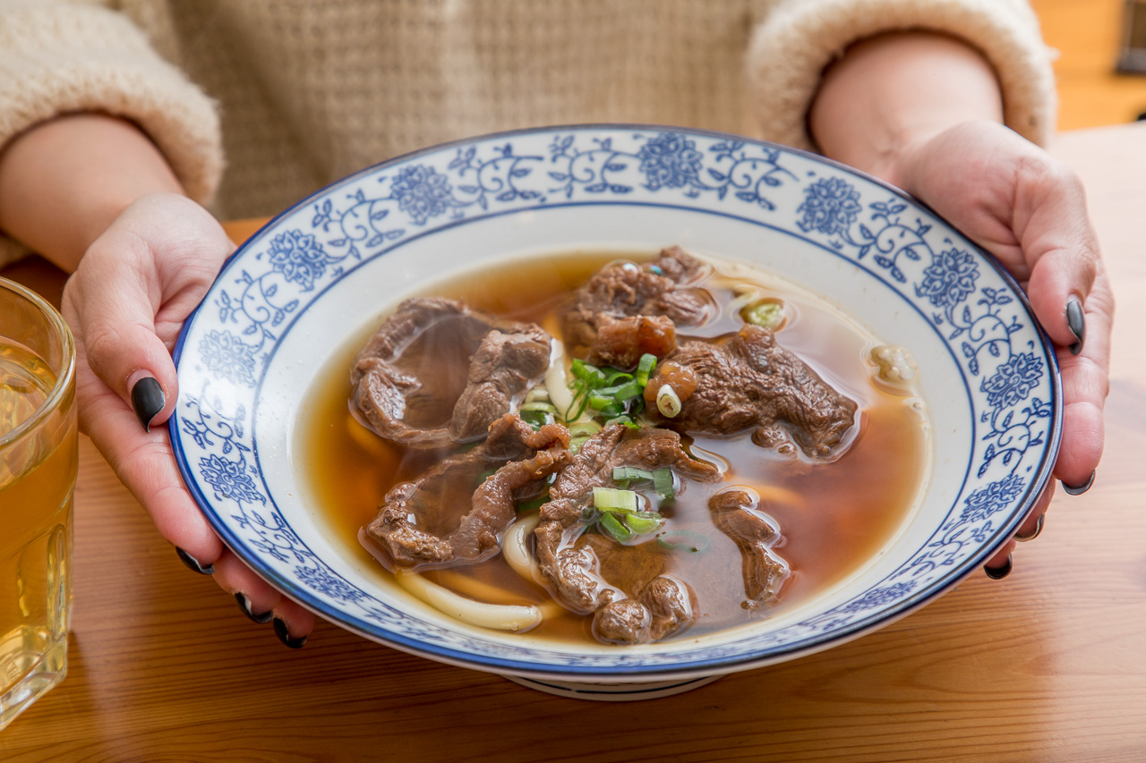 台南海鮮意麵,台南健康餐,邢爺爺料理廚房,台南美食,台南蝦仁飯,台南海鮮粥,台南牛肉麵