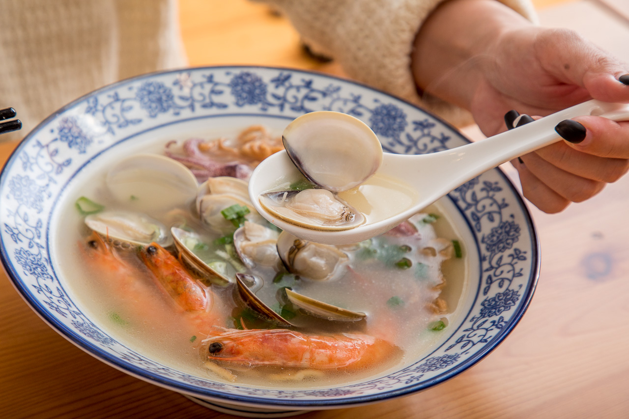 台南海鮮意麵,台南健康餐,邢爺爺料理廚房,台南美食,台南蝦仁飯,台南海鮮粥,台南牛肉麵
