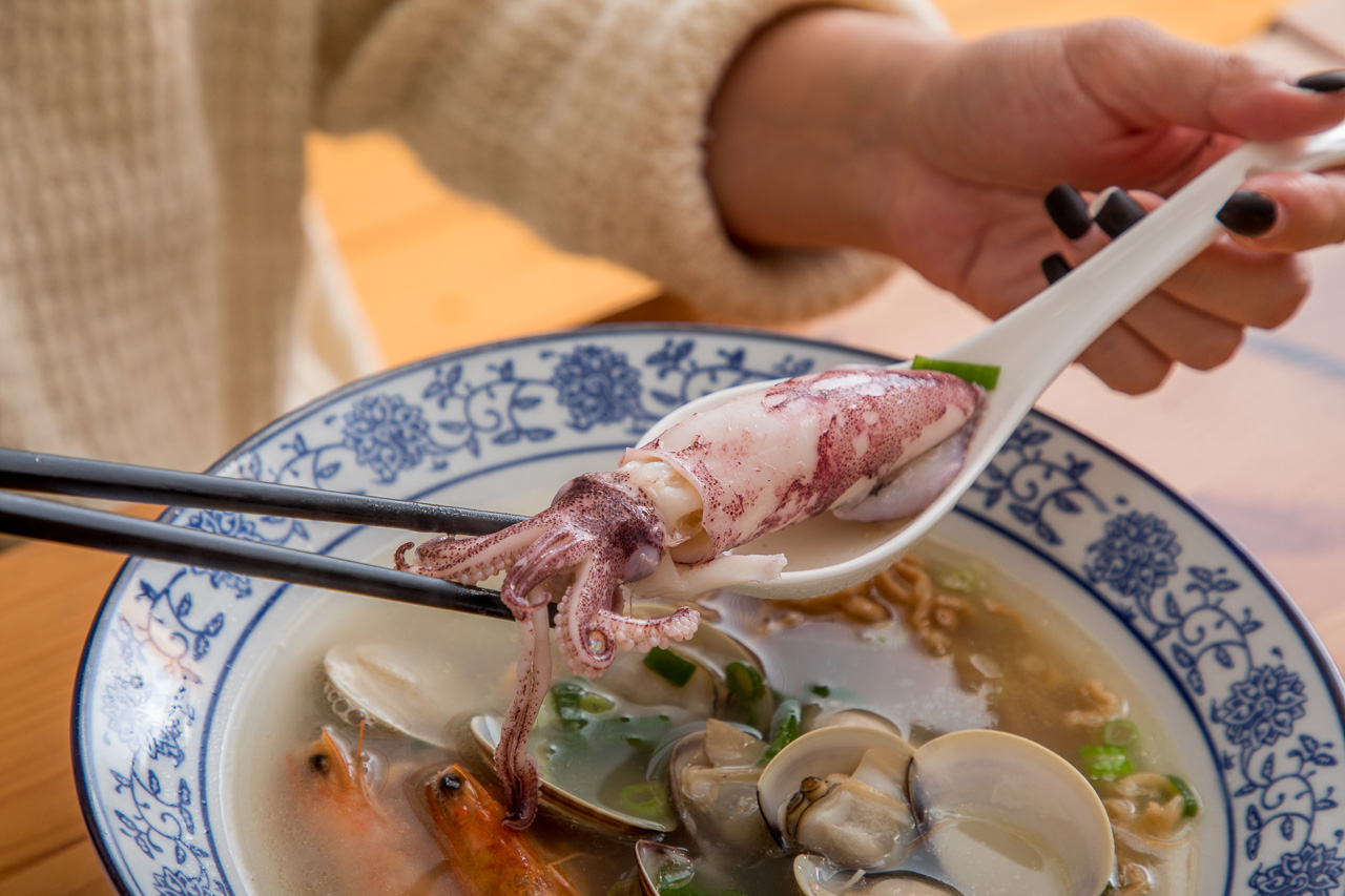 台南海鮮意麵,台南健康餐,邢爺爺料理廚房,台南美食,台南蝦仁飯,台南海鮮粥,台南牛肉麵