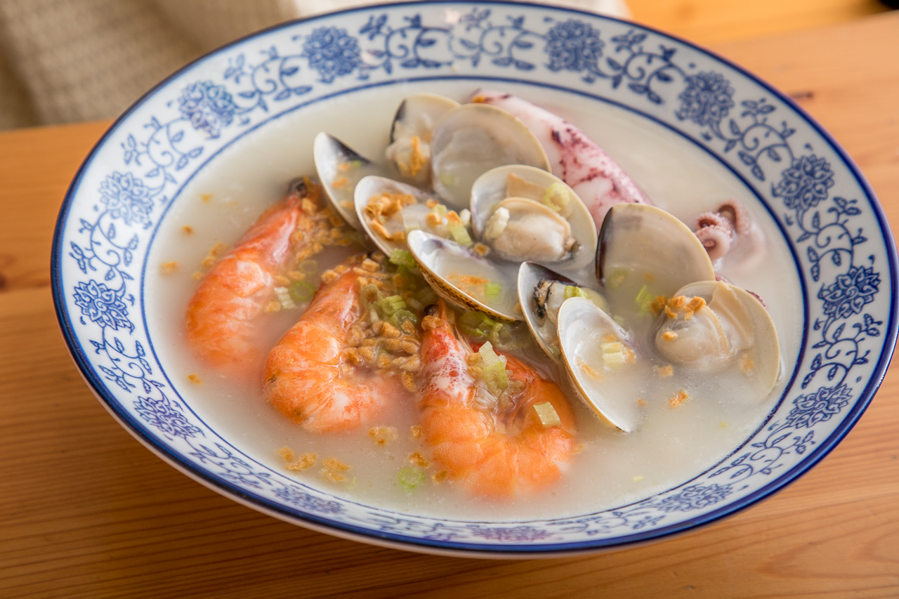 台南海鮮意麵,台南健康餐,邢爺爺料理廚房,台南美食,台南蝦仁飯,台南海鮮粥,台南牛肉麵
