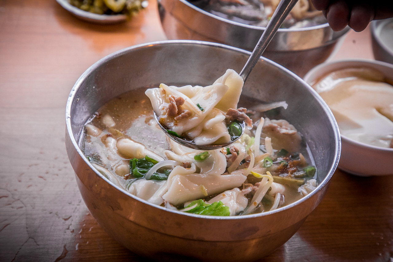 豆花吃到飽,老皮牛肉麵