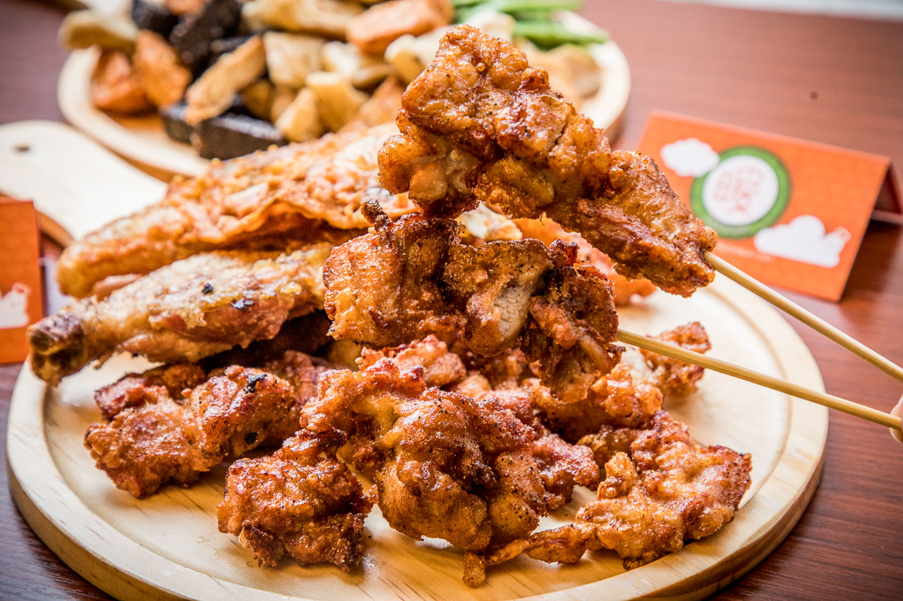 板橋小吃,台北鹹酥雞,板橋鹹酥雞,板橋外帶美食,板橋炸雞,暖男炸雞板橋店,暖男炸雞,台北美食,板橋美食
