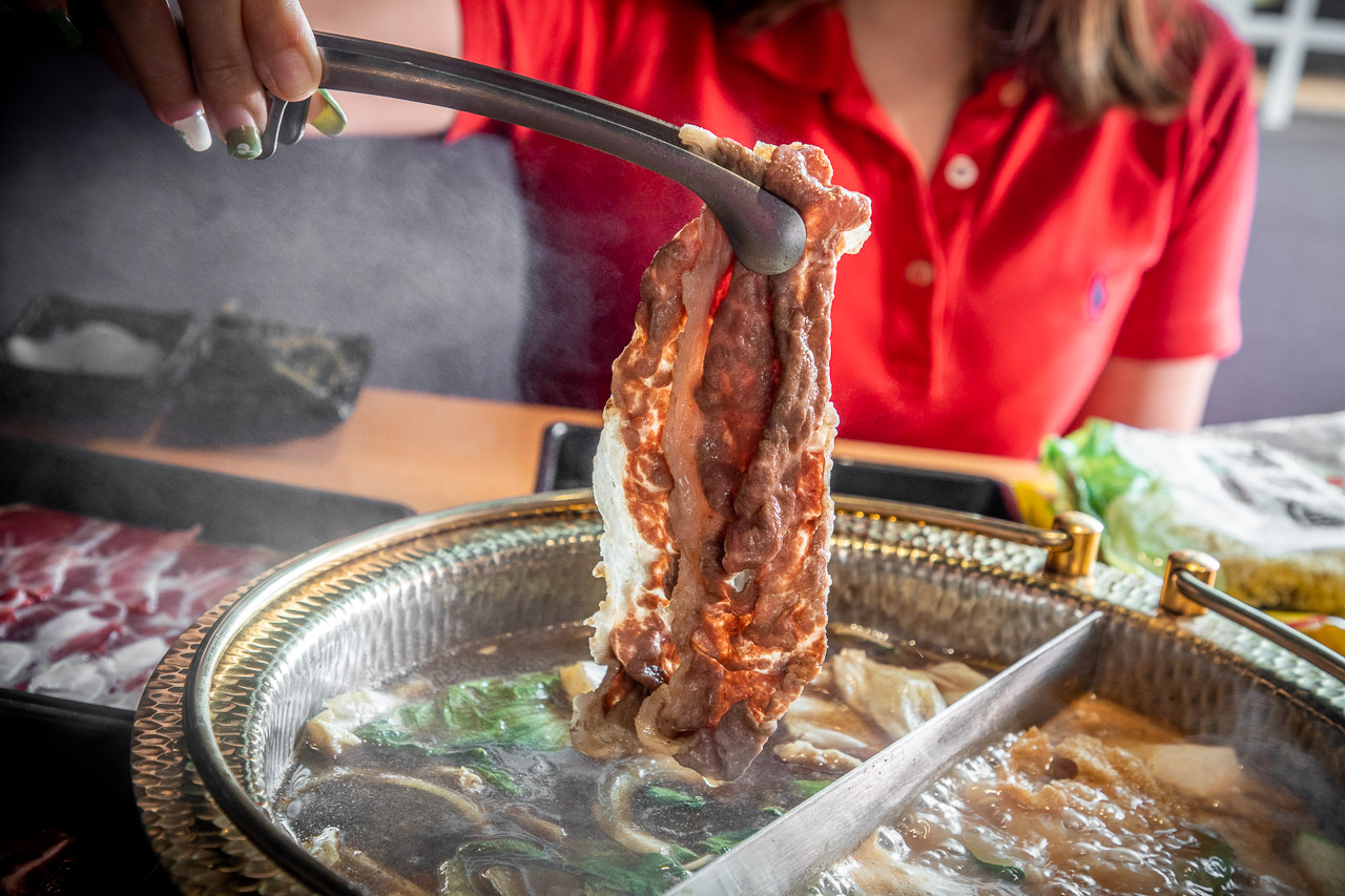 桃園吃到飽,饗和牛