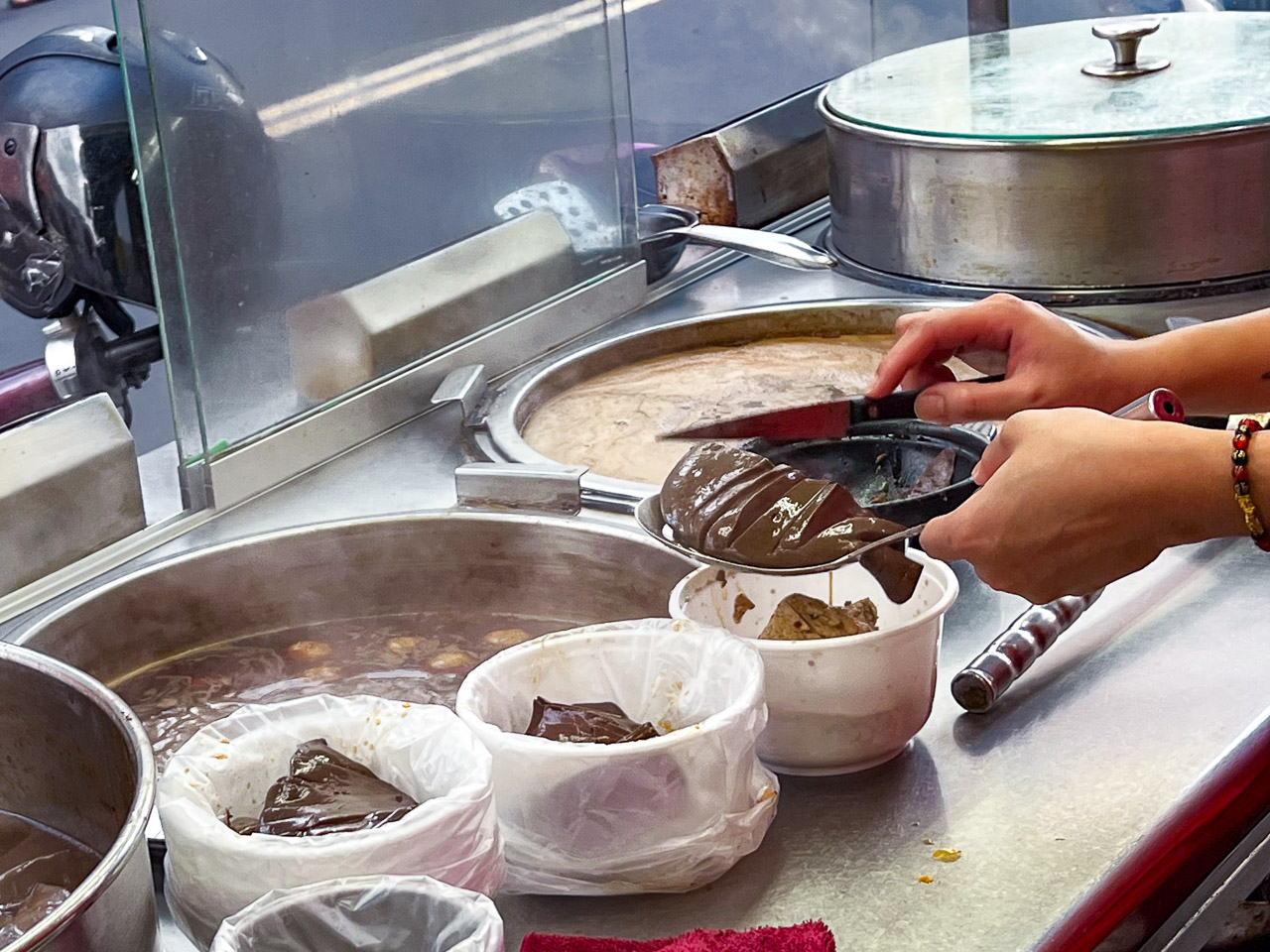 中原夜市美食,台北麻將麻辣臭豆腐-中原店