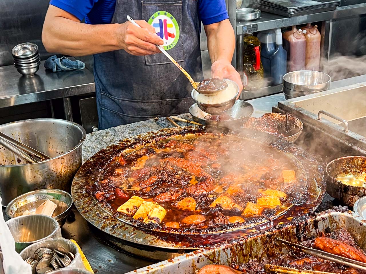 北投中繼市場美食,矮仔財滷肉飯