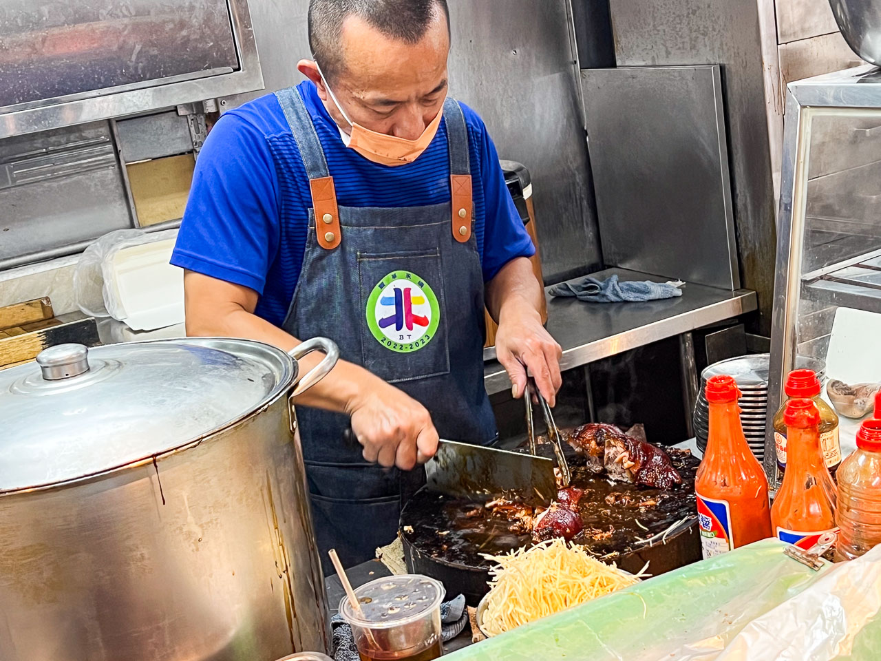 北投中繼市場美食,矮仔財滷肉飯