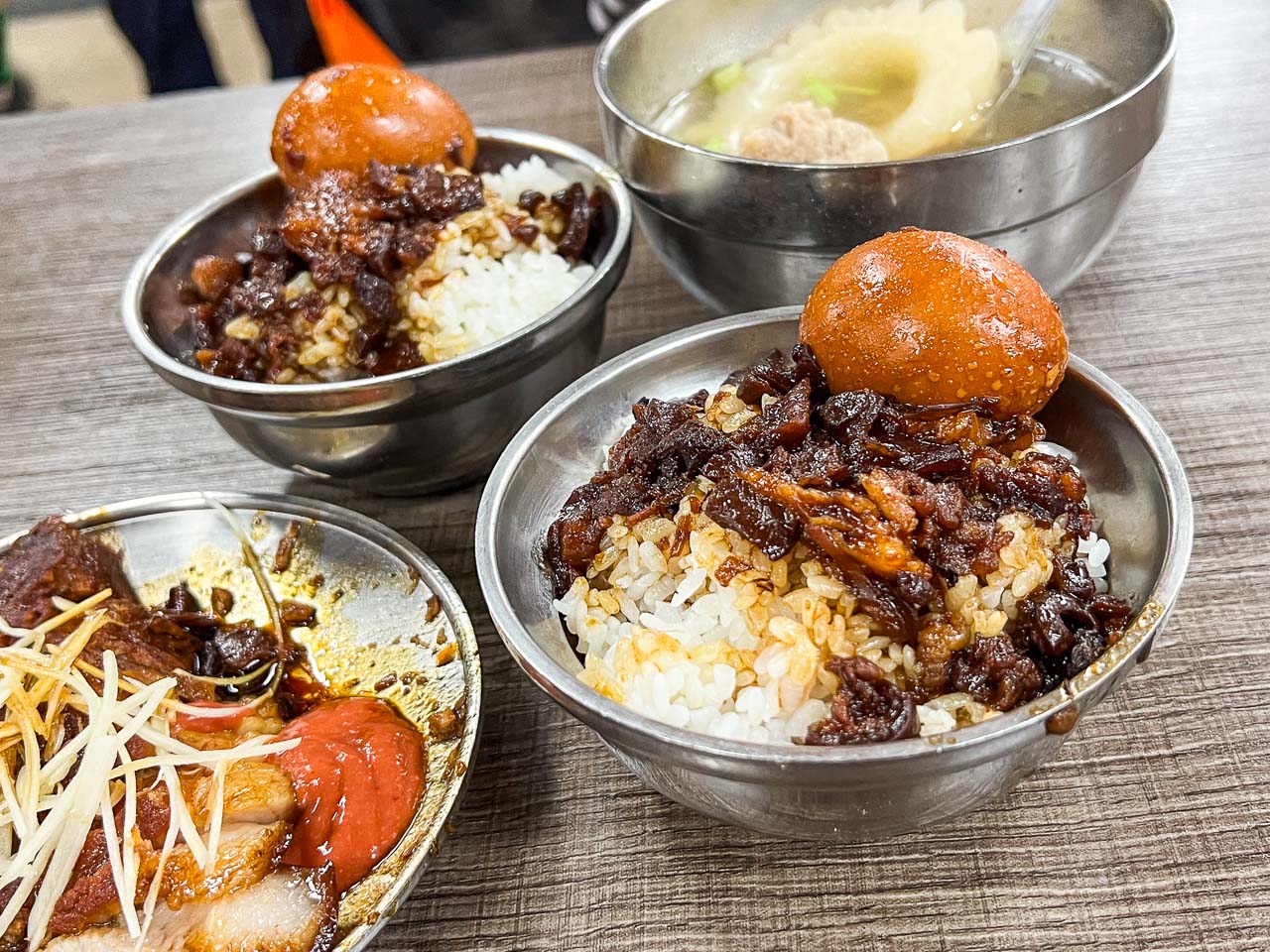 北投中繼市場美食,矮仔財滷肉飯