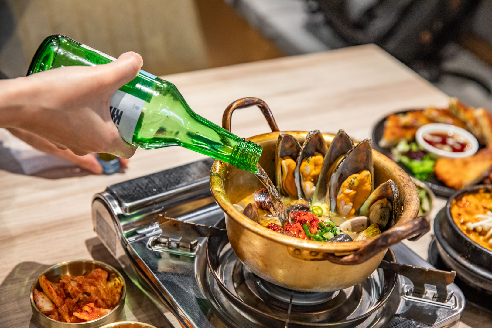 台北韓式料理,梨谷韓式鐵板炭火烤肉信義ATT店