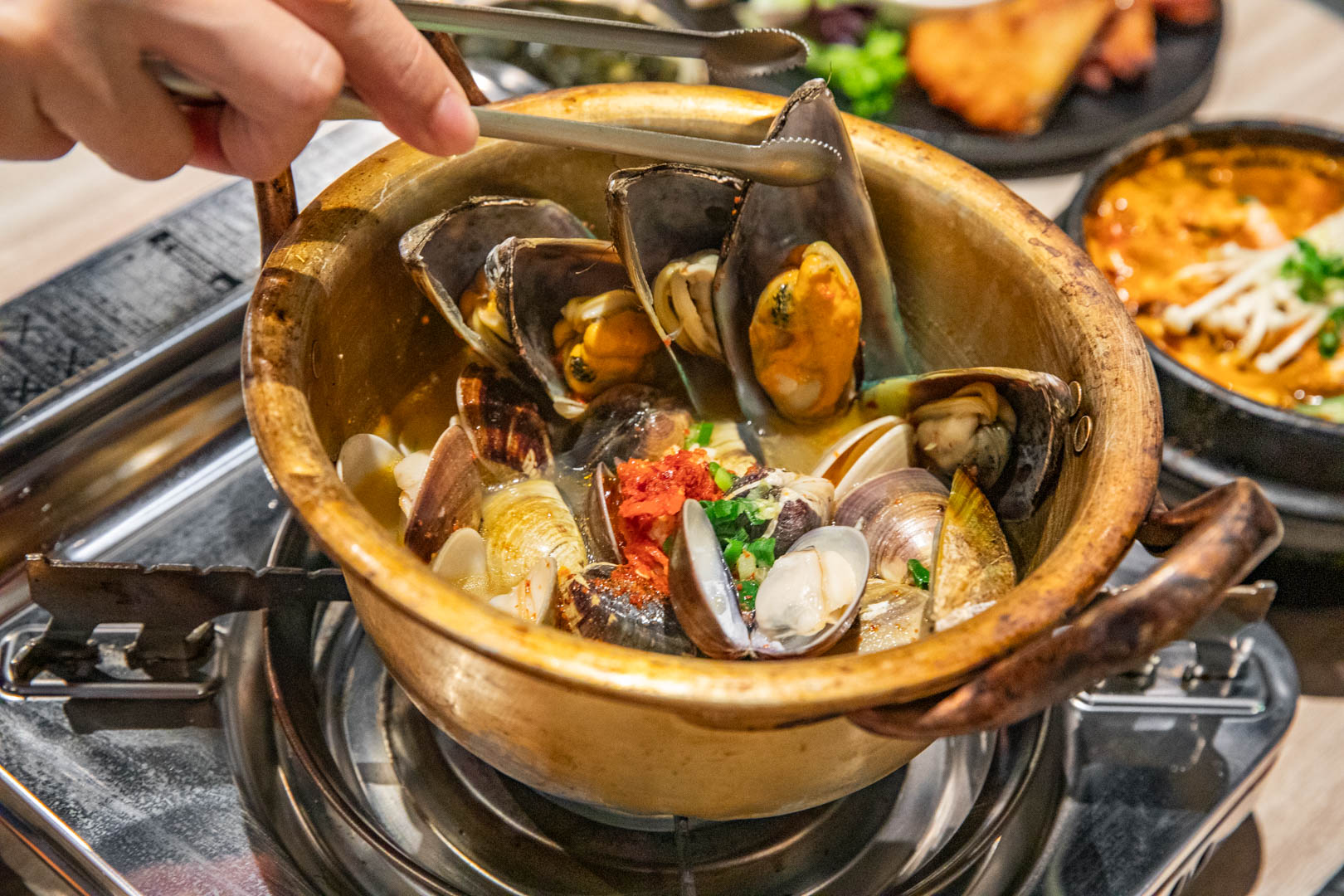 台北韓式料理,梨谷韓式鐵板炭火烤肉信義ATT店