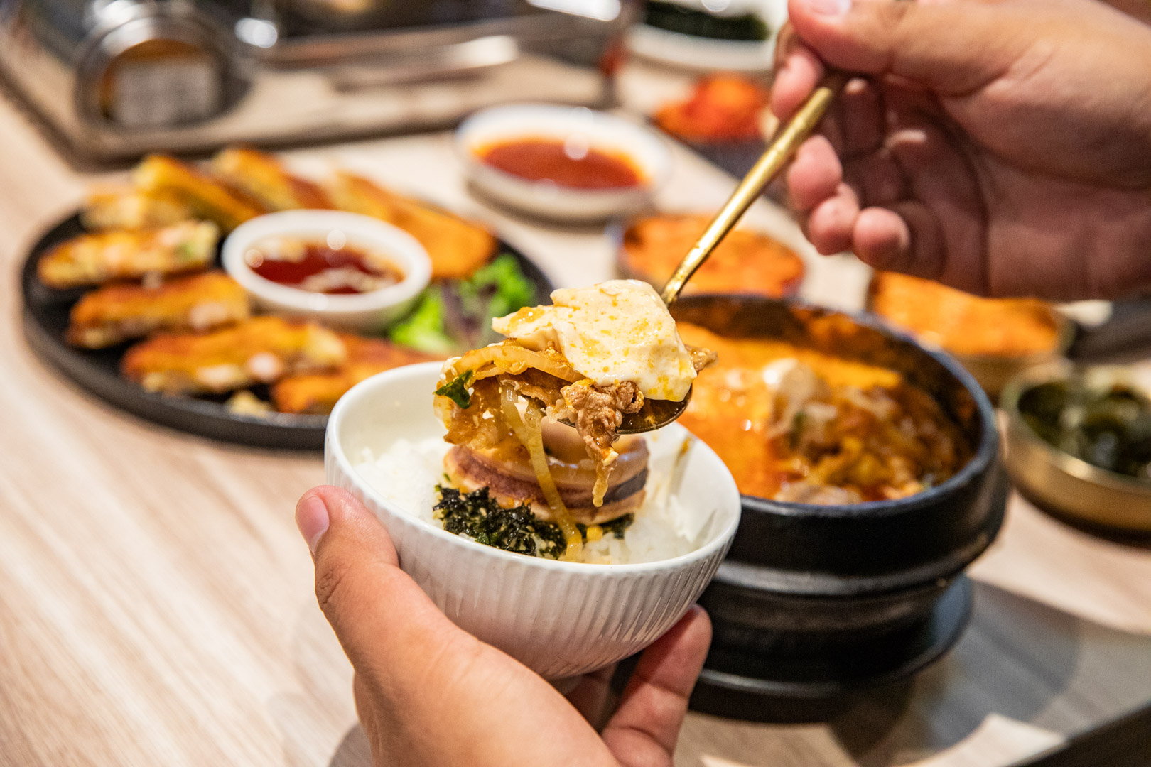 台北韓式料理,梨谷韓式鐵板炭火烤肉信義ATT店