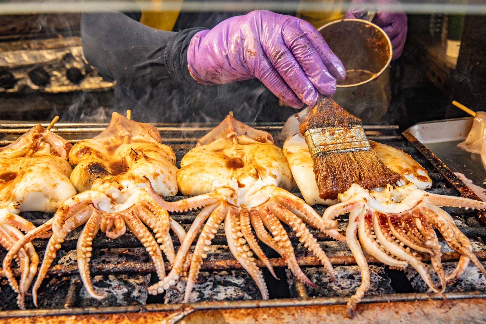 鹿港美食,鹿港正宗魷魚王烤大卷