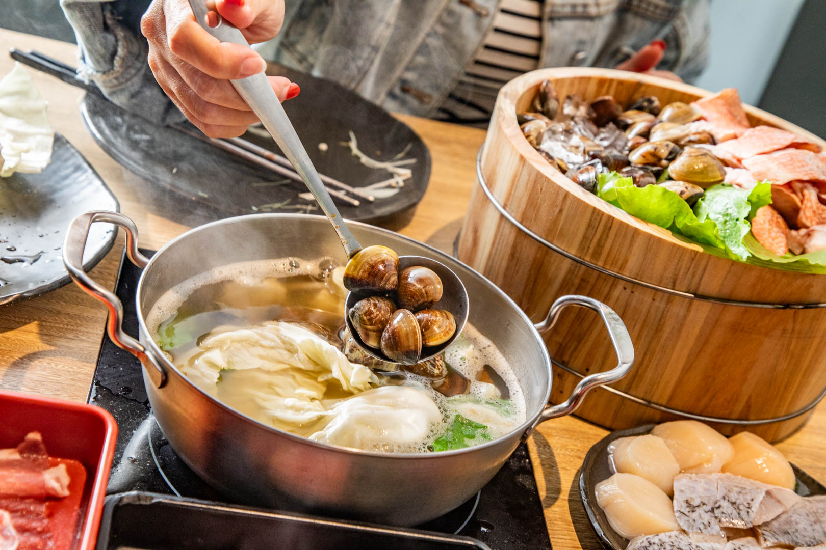 桃園火鍋吃到飽,鬥牛士二鍋桃園食尚店