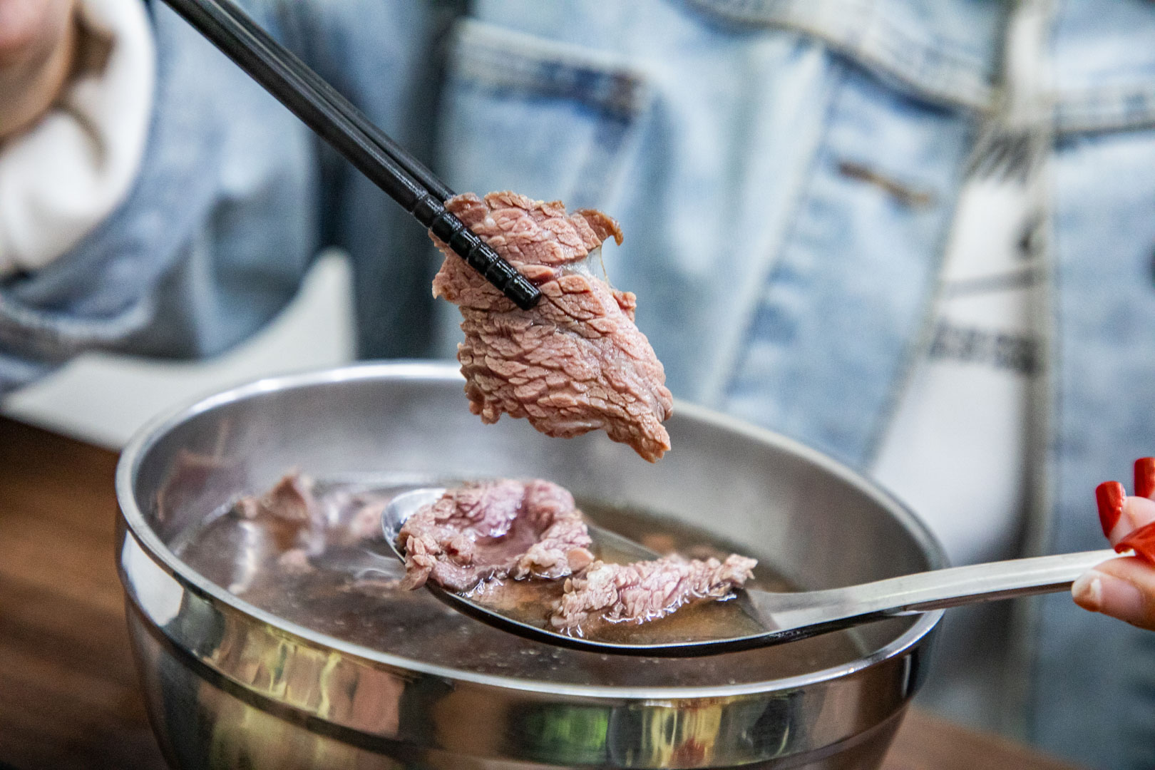 台南牛肉湯,阿杰溫體牛肉湯
