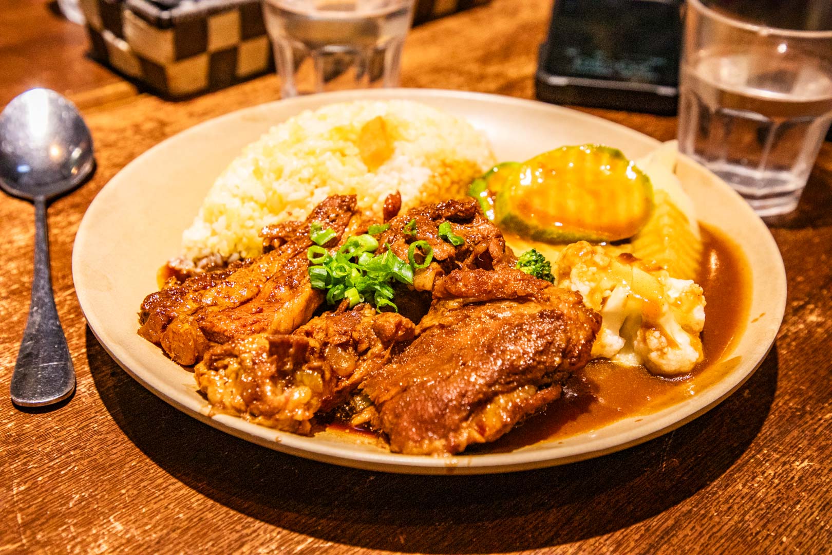 香港美食,香港小吃,香港咖哩,坐忘咖哩,天后站美食,港鐵天后站美食 @大手牽小手。玩樂趣