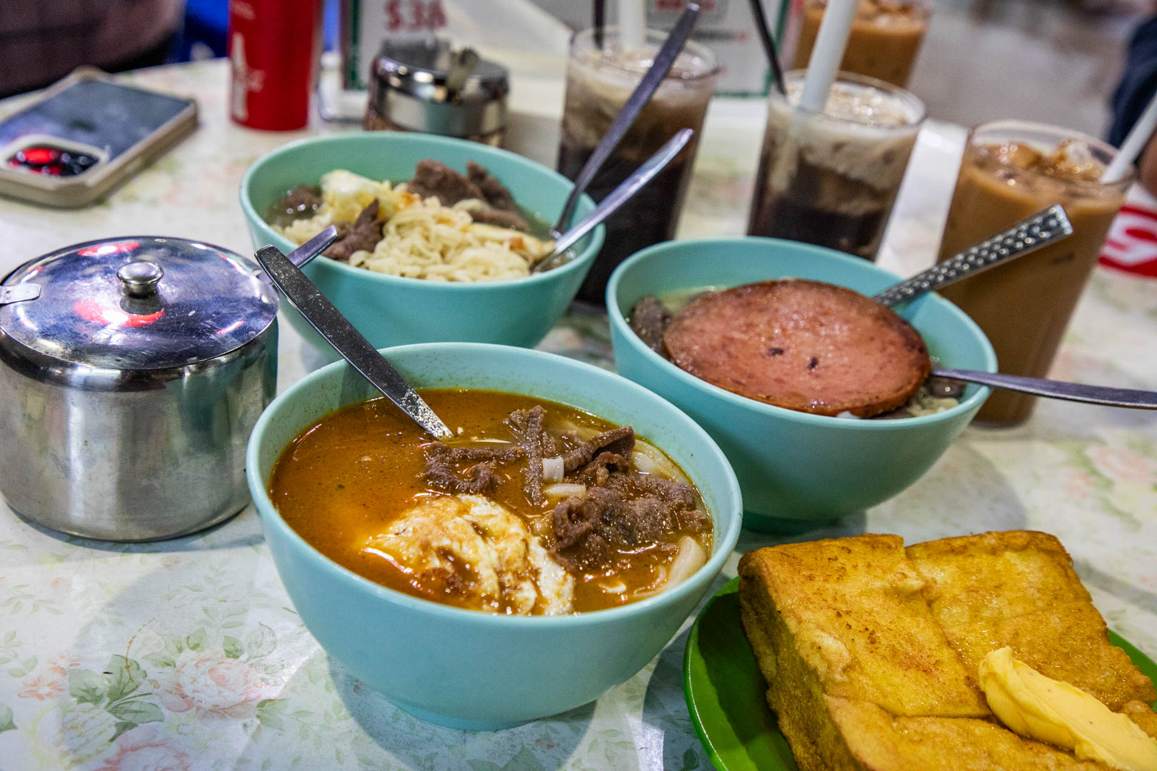 香港美食,海防道臨時熟食小販市場
